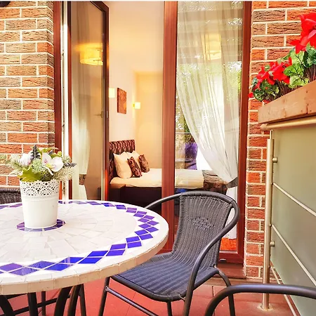 HOME Apart-Hotel Vilnius 3*