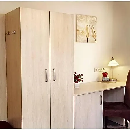 فندق Home Apart-Hotel Vilnius 3*