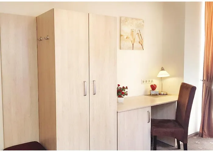 מלון Home Apart-Hotel Vilnius 3*